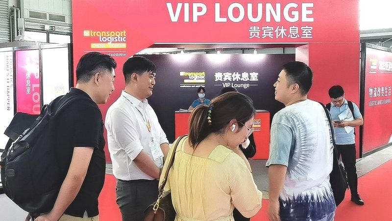 在成都，以下几家供应商在展示板材质量方面具有较高的口碑：